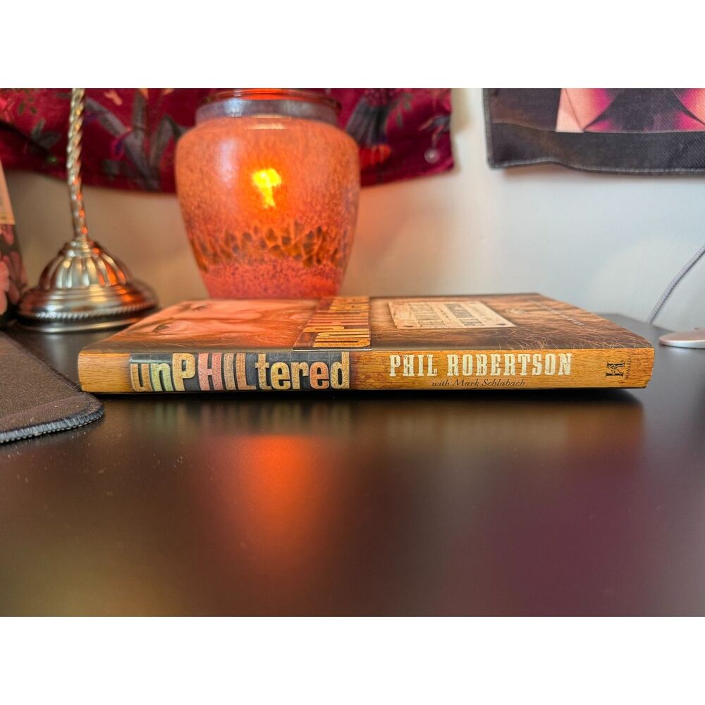 Used: Hardcover Book By Phil Robertson unPHILtered: The Way I See It - Picture 4 of 5